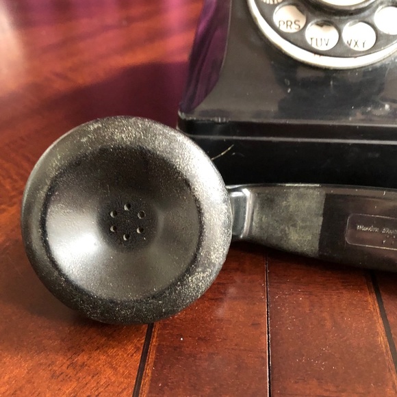 Retro Western Electric Co. Dial Rotary Telephone - Picture 8 of 9